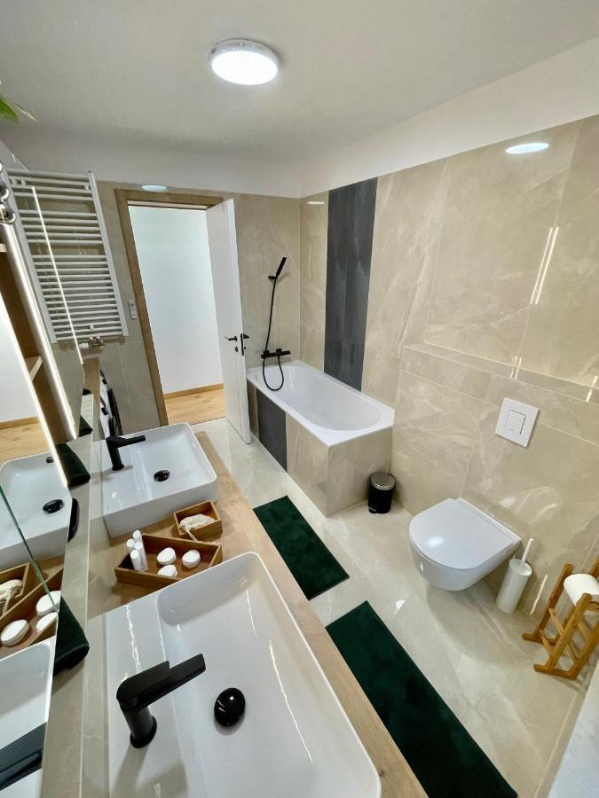 Апартаменты Centropolitan Penthouse #Jacuzzi #Freeparking Будапешт Экстерьер фото
